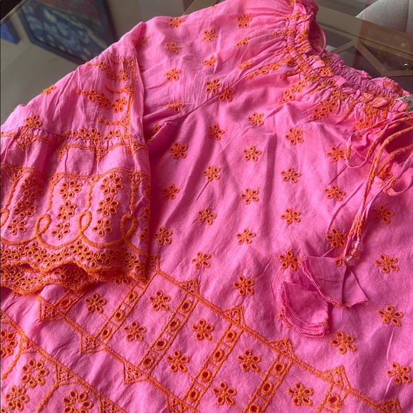 Hale Bob Los Angeles 
Off-shoulder Boho Top - Picture 3 of 8